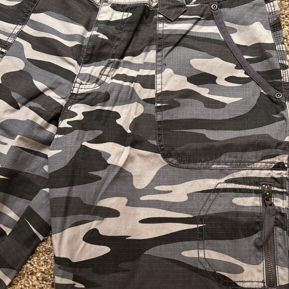 NEW Cabela's Women's Bayou Pants Timberwolf Urban Camo Cotton Ripstop Size 8/32 - Picture 13 of 13